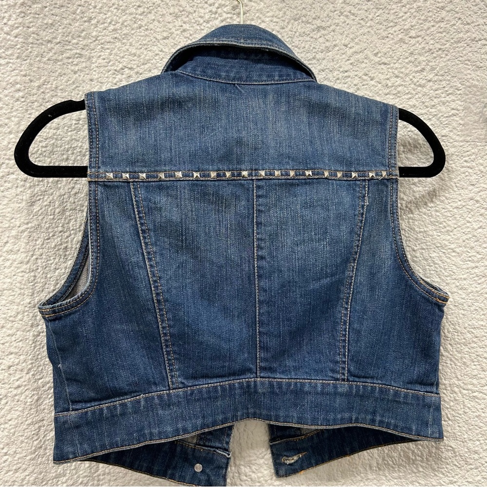 New York Company xs women’s blue denim crop vest, studs on the front 2 pockets - Picture 5 of 6